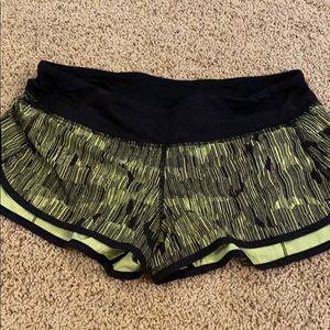 Lululemon speed shorts 8 black neon green yellow